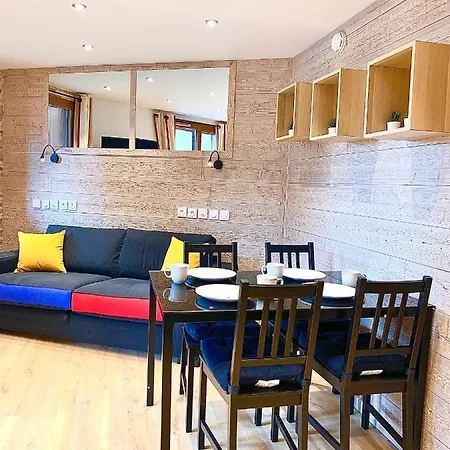 Lägenhet Chaleureux Au Pied Des Pistes, 4 Personnes, Wifi