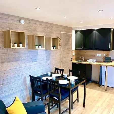 Chaleureux Au Pied Des Pistes, 4 Personnes, Wifi Lägenhet Val Thorens